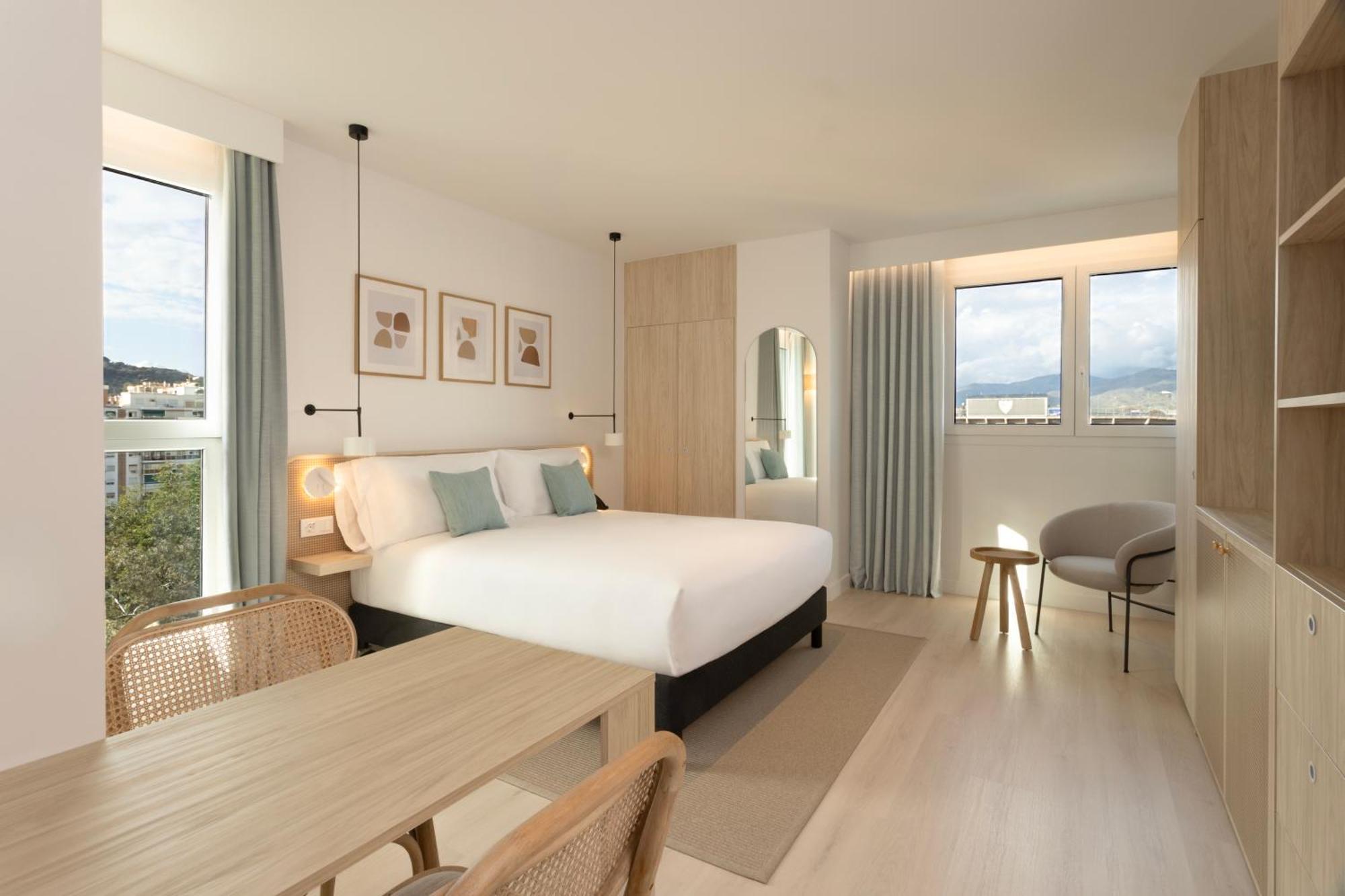 Staybridge Suites & Apartments Malaga By Ihg מראה חיצוני תמונה