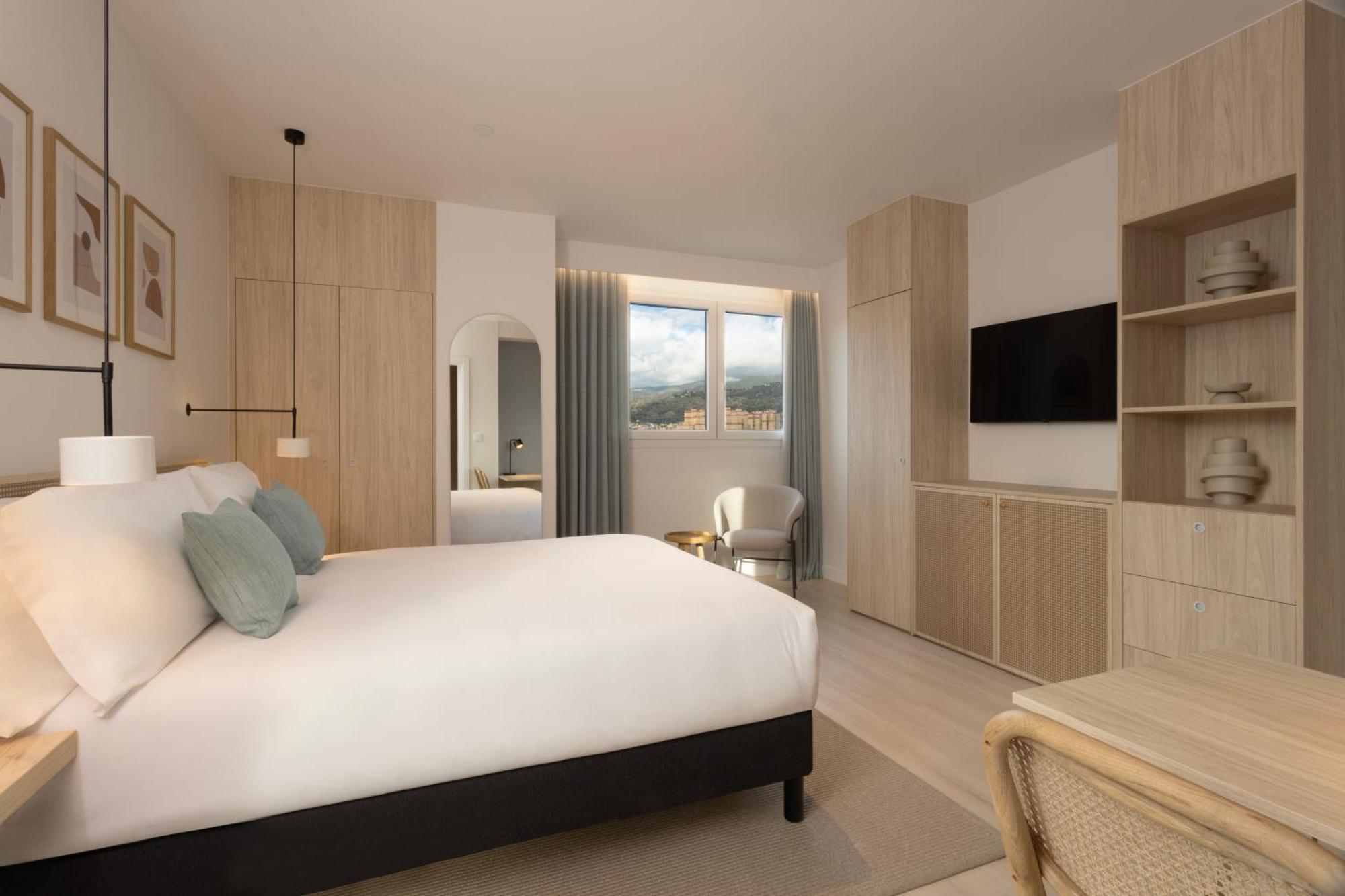 Staybridge Suites & Apartments Malaga By Ihg מראה חיצוני תמונה